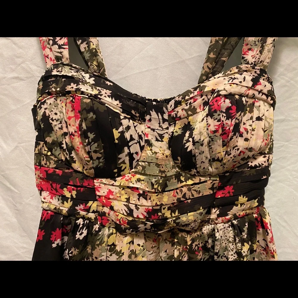 EUC Women’s summer dress Size Med light weight - Picture 2 of 7